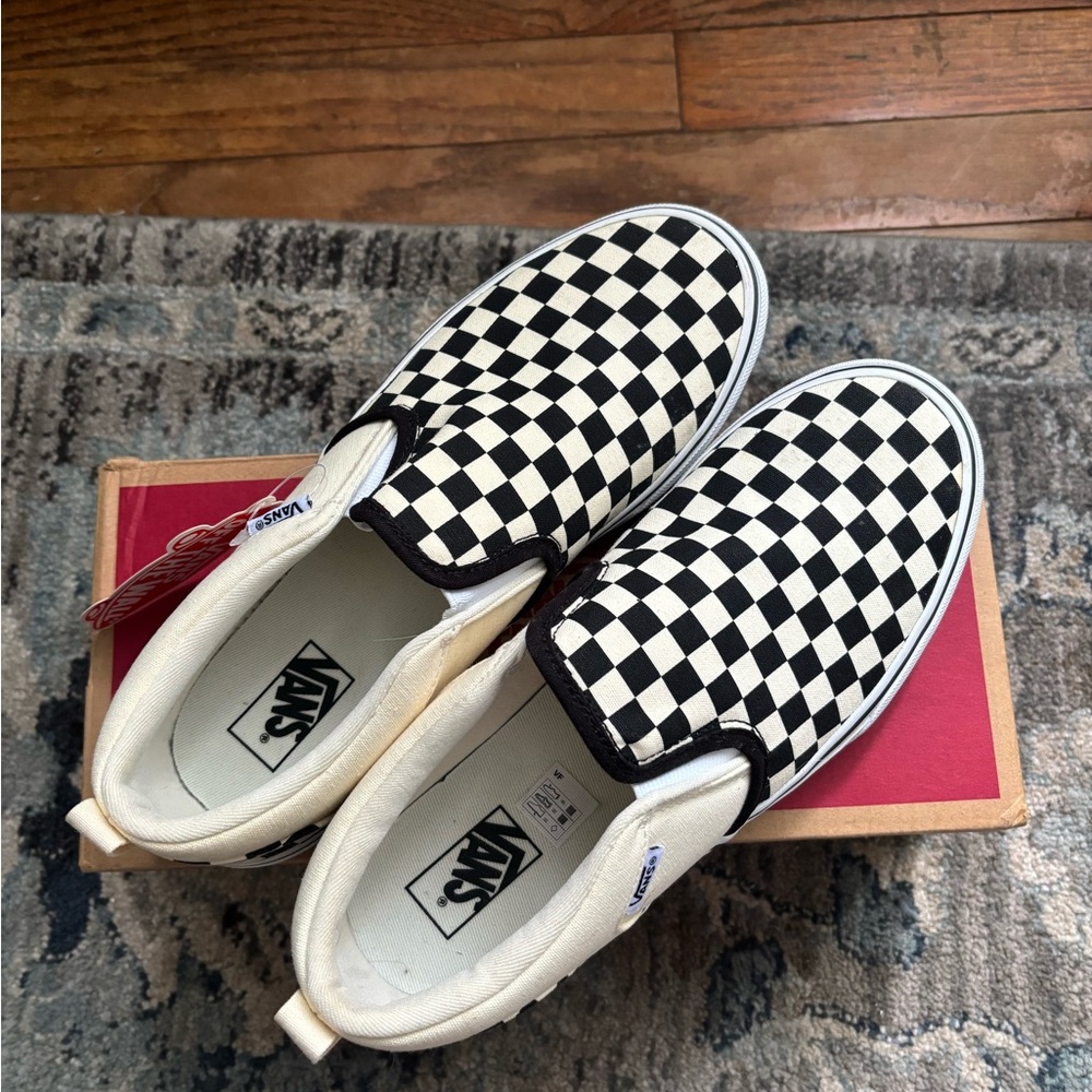 Vans Black and White Checkered Slip-On Shoes brand new